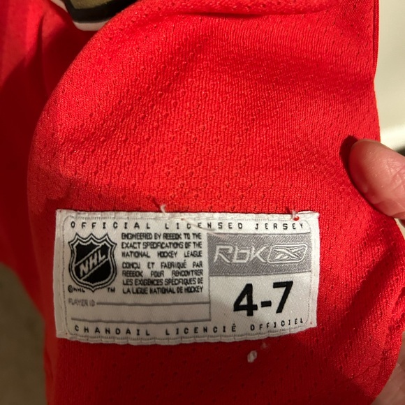 Youth official NHL Ottawa Senators Jersey. - Picture 4 of 7